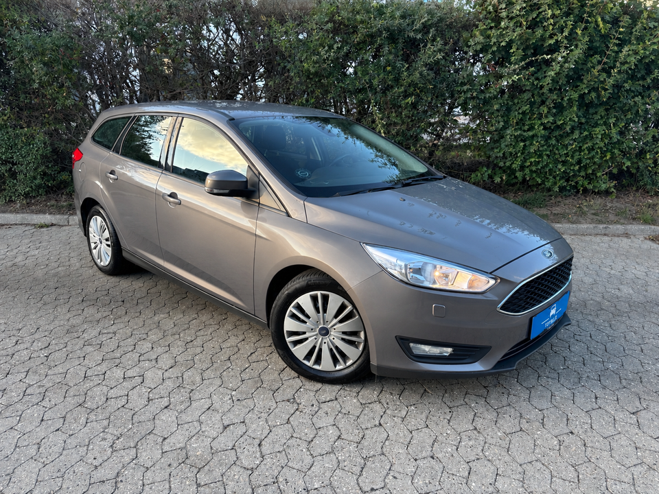 Ford Focus 1,0 SCTi 100 Titanium stc. 5d