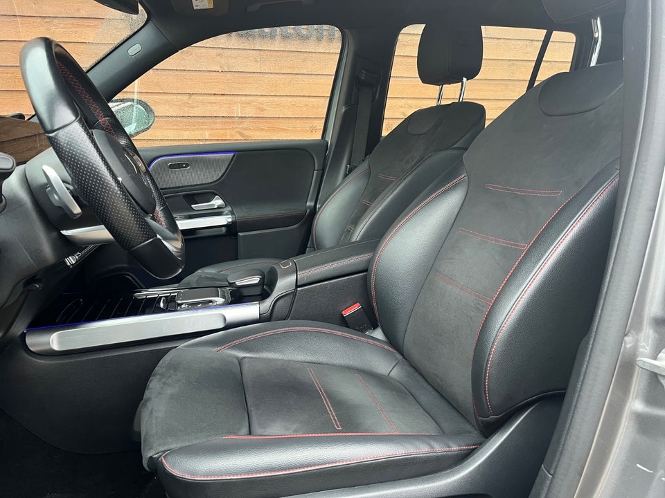 Mercedes EQB300 AMG Line 4Matic 5d