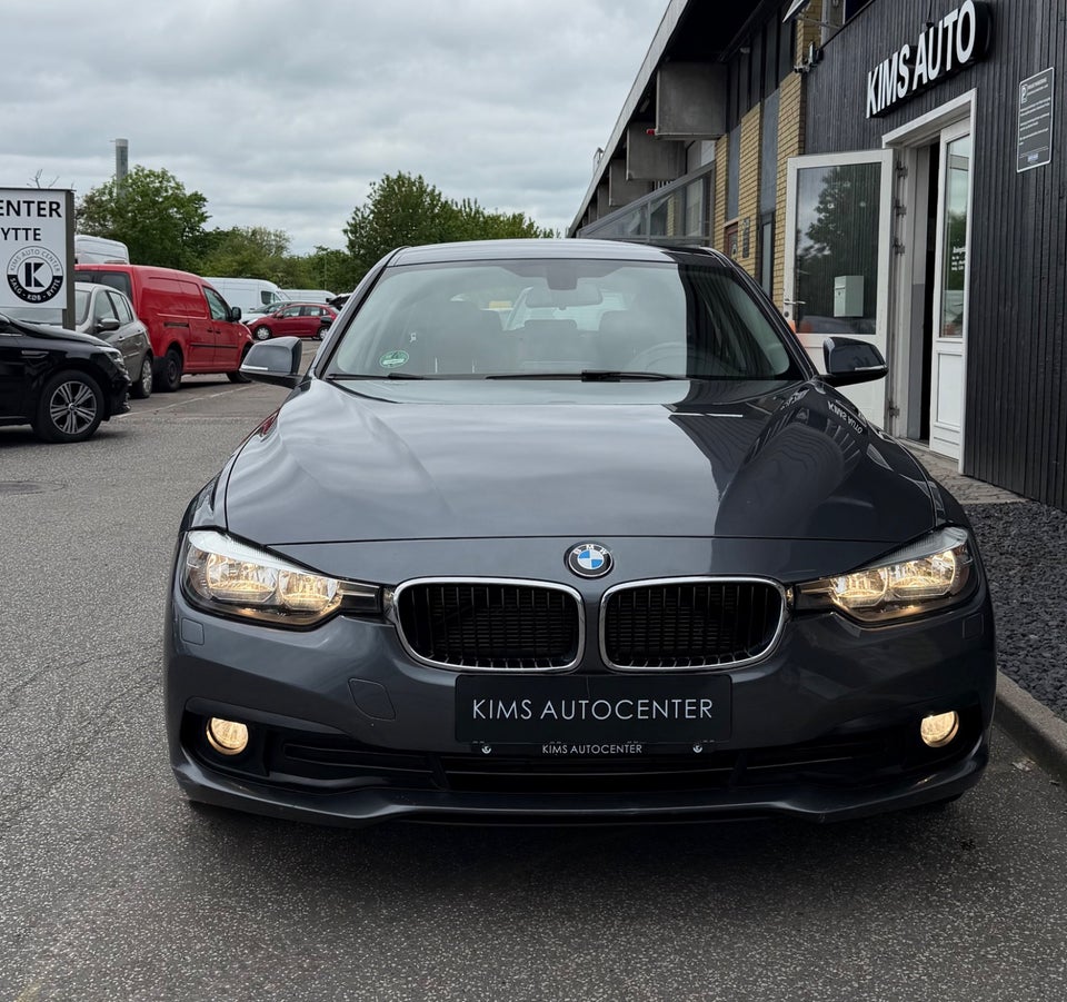 BMW 320d 2,0 Touring aut. 5d