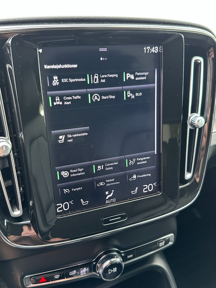 Volvo XC40 2,0 D3 150 Inscription aut. 5d