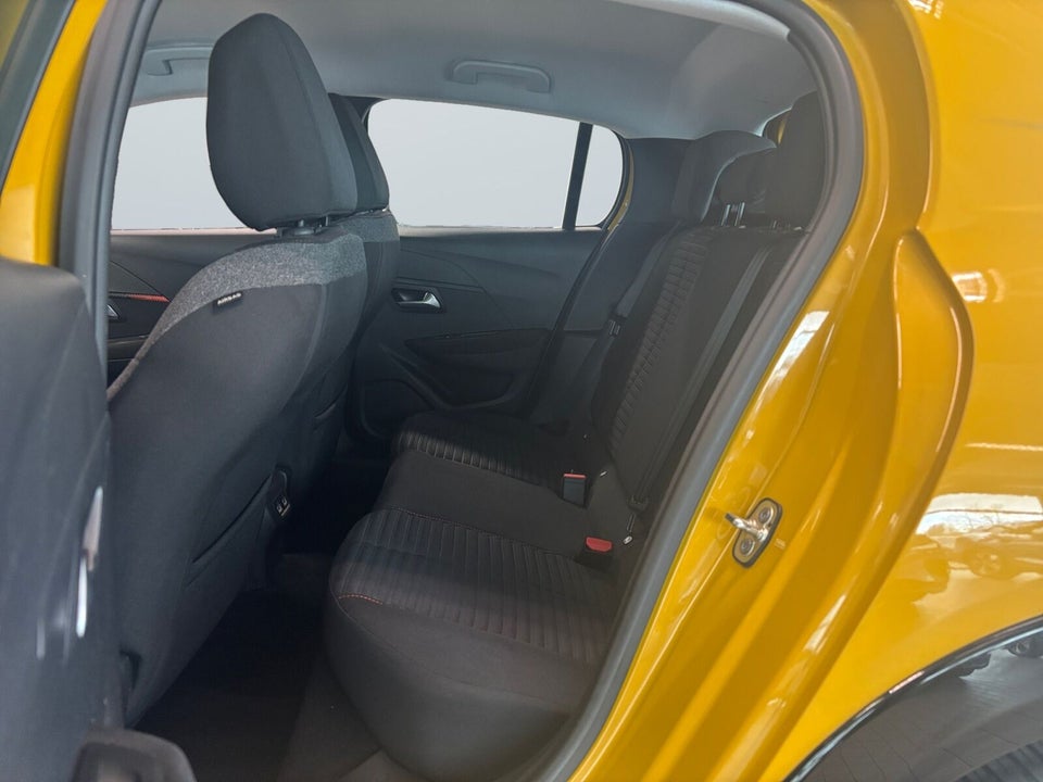 Peugeot e-208 50 Active Pack 5d