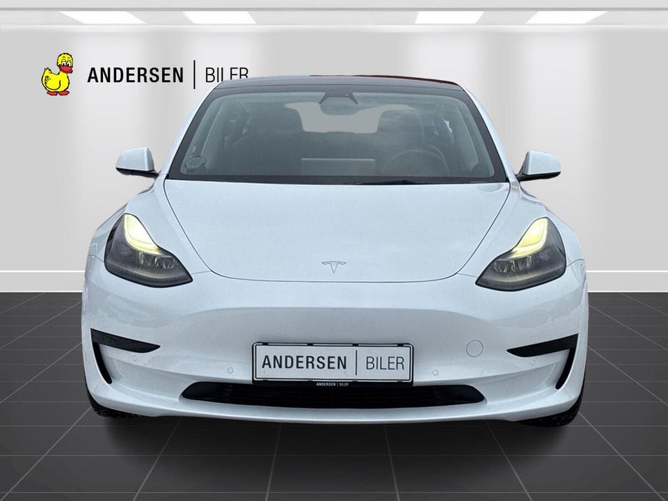 Tesla Model 3 Standard Range+ RWD 4d