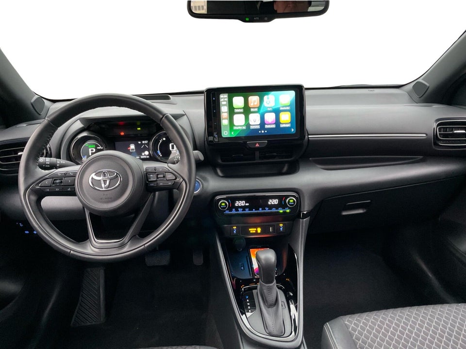 Toyota Yaris 1,5 Hybrid Style e-CVT 5d