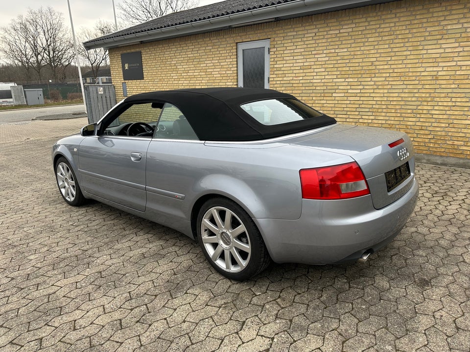 Audi A4 1,8 T 163 Cabriolet 2d