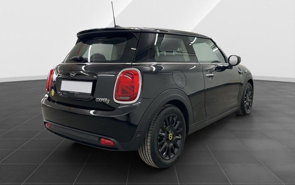 MINI Cooper SE Classic Trim 3d
