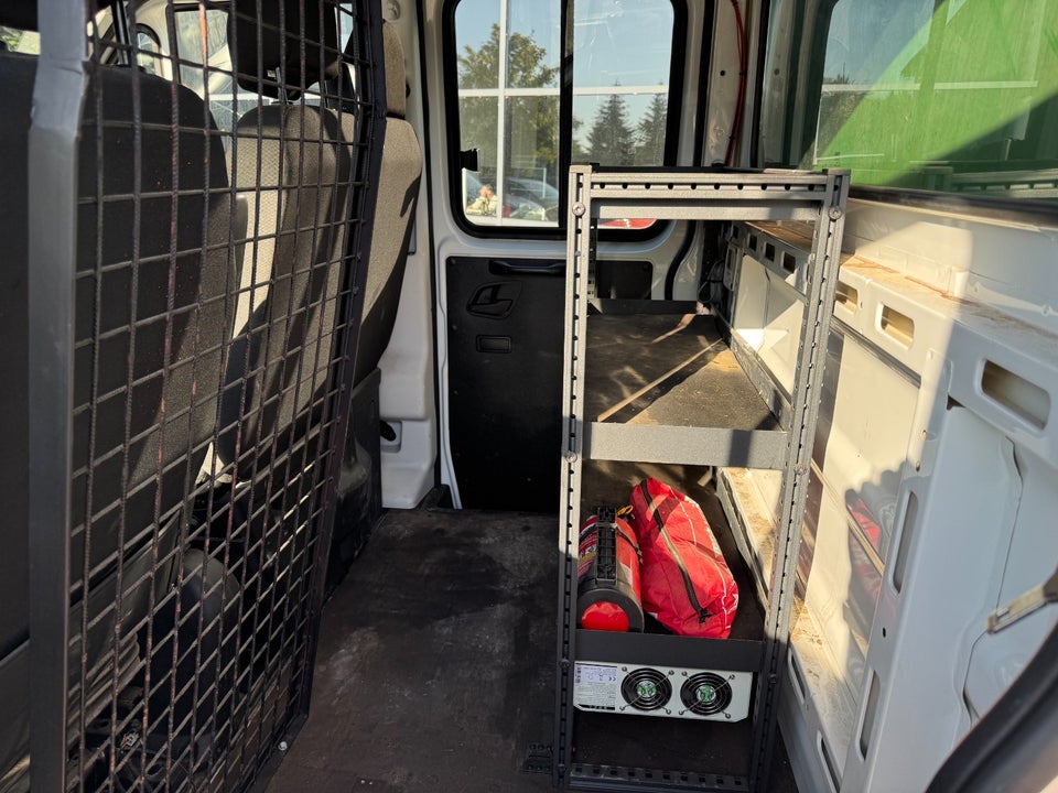 Iveco Daily 2,3 35S16 Db.Kab m/lad AG8 4d
