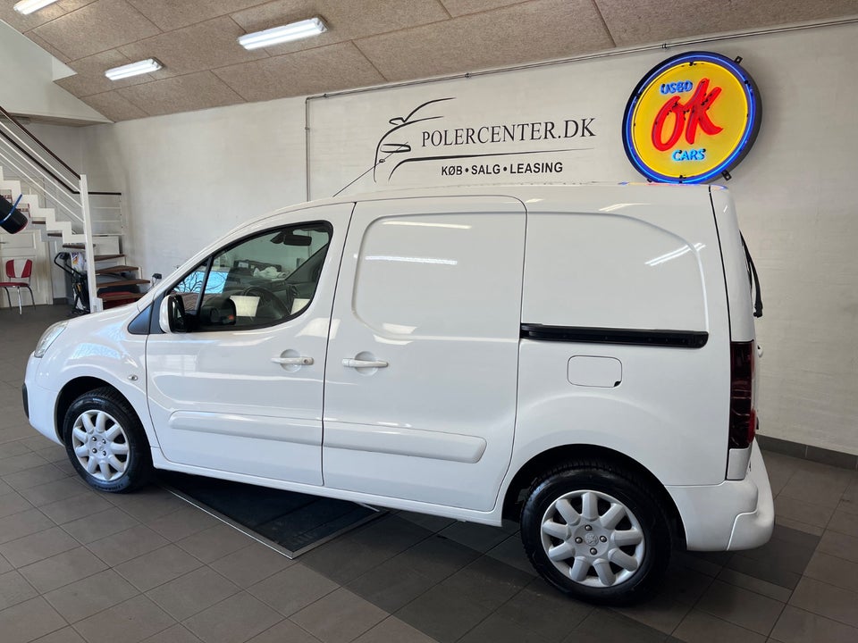 Peugeot Partner 1,6 BlueHDi 100 L1 Premium Van 4d