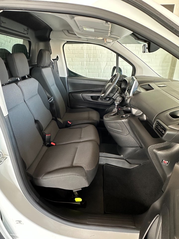 Citroën Berlingo 1,5 BlueHDi 100 L2 ProffLine Van