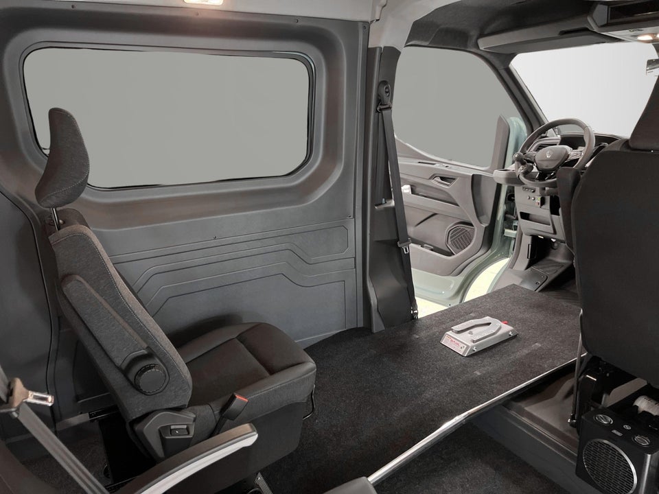 Renault Master V T35 87 E-Tech L2H2 Tekno Combi
