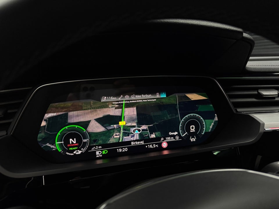 Audi SQ8 e-tron quattro 5d