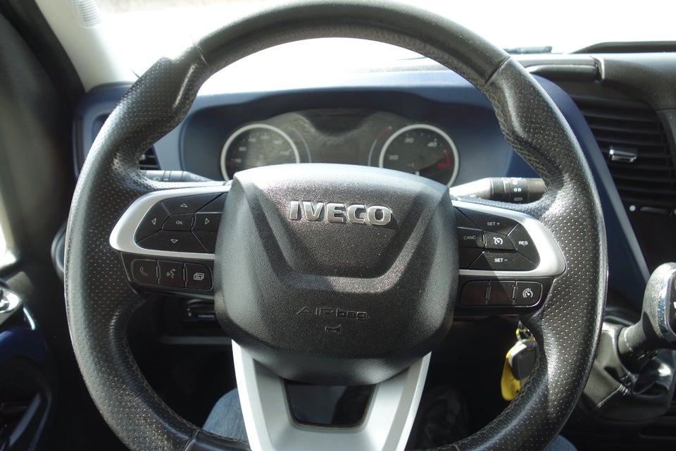 Iveco Daily 2,3 35S16 3750mm Lad AG8 2d