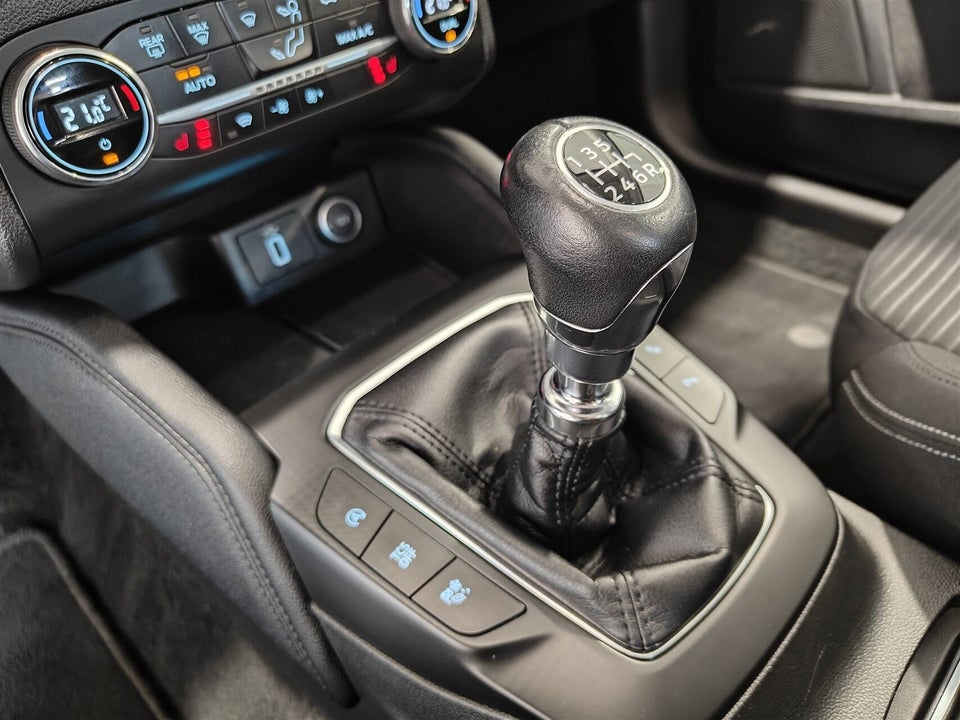 Ford Focus 1,0 EcoBoost Titanium 5d