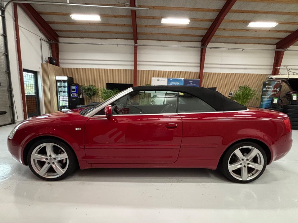 Audi A4 2,4 V6 Cabriolet Multitr. 2d