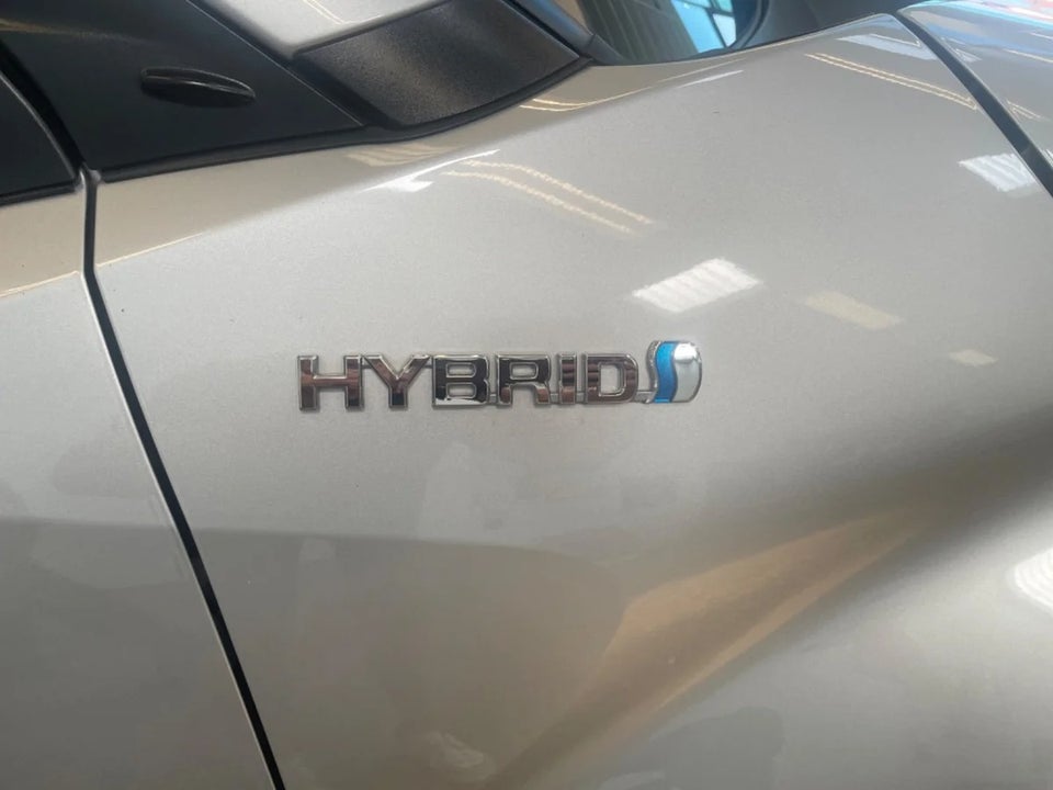 Toyota C-HR 1,8 Hybrid C-HIC CVT 5d
