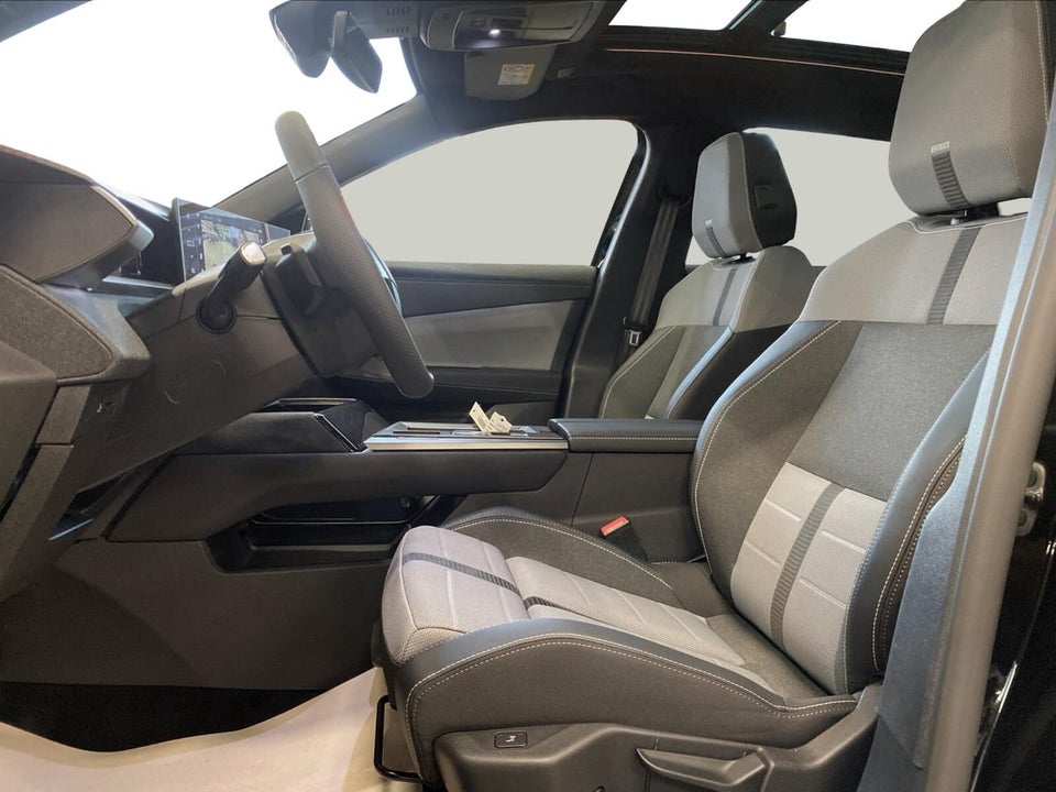 Opel Grandland-e 73 GS Sky 5d