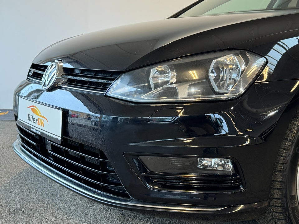 VW Golf VII 2,0 TDi 150 R-line Variant DSG BMT 5d