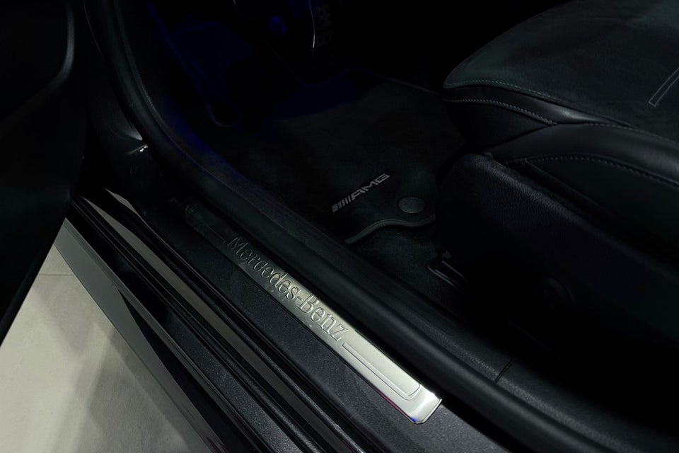 Mercedes C300 e 2,0 AMG Line stc. aut. 5d