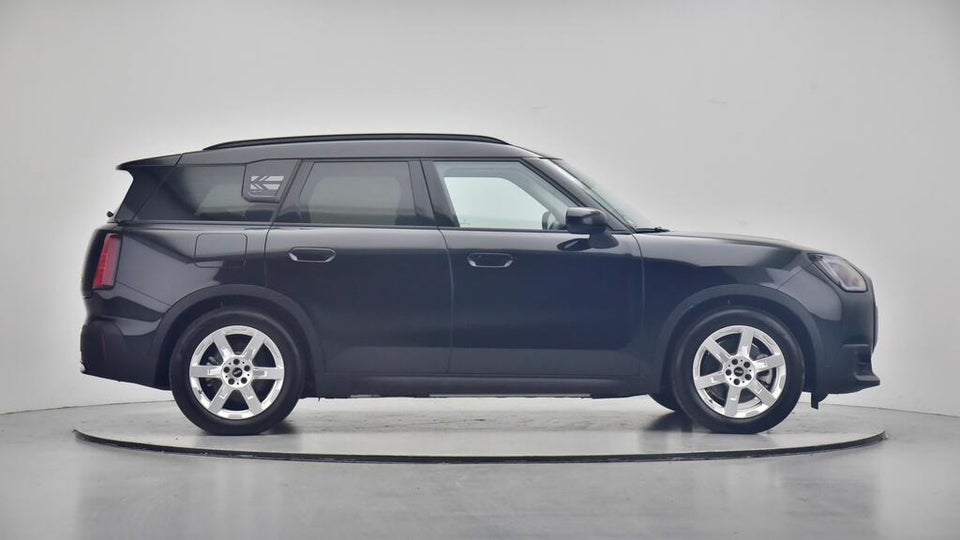 MINI Countryman SE Classic Trim M+ ALL4 5d