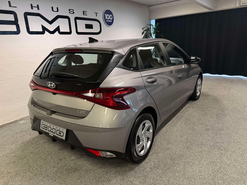 Hyundai i20 1,0 T-GDi Essential DCT 5d