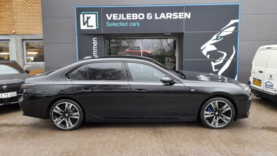 BMW i7 xDrive60 M-Sport 4d