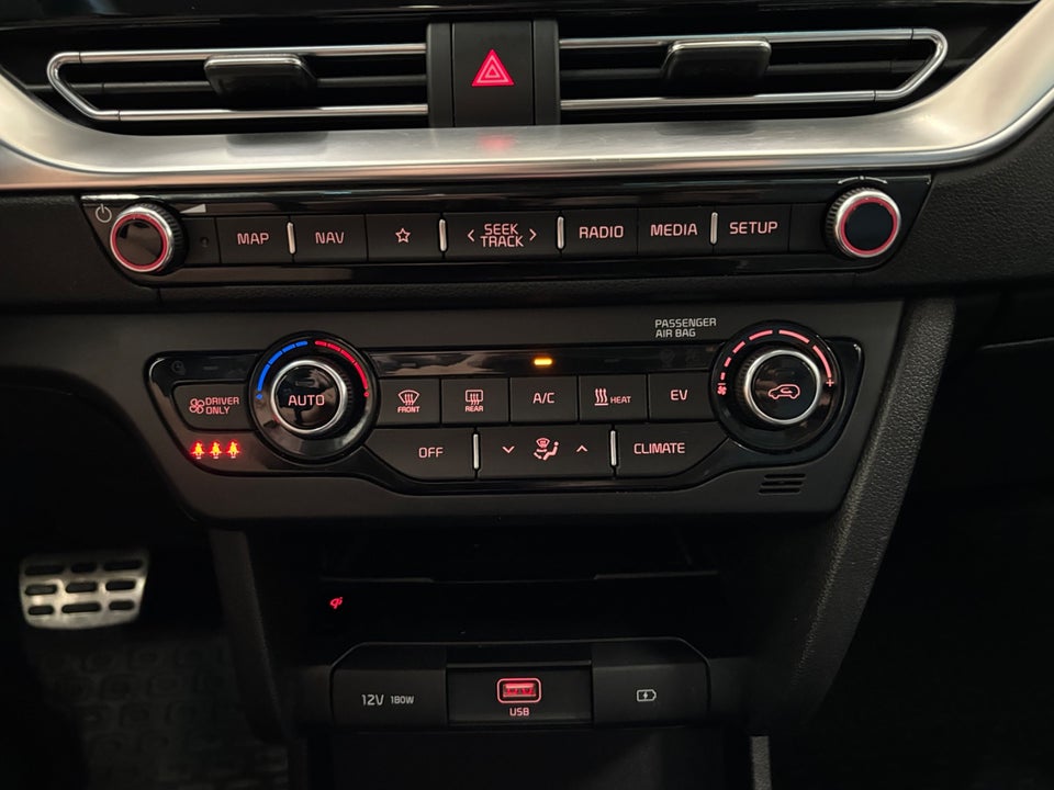 Kia e-Niro 64 Advance 5d