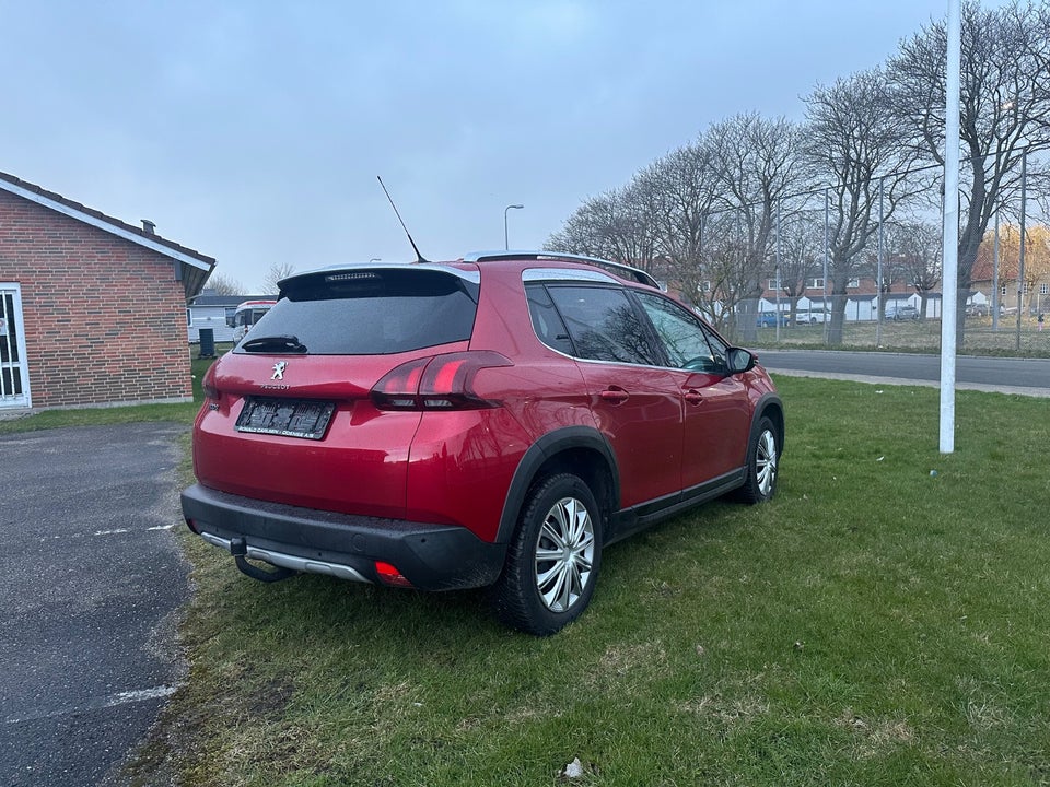Peugeot 2008 1,6 BlueHDi 100 Allure 5d
