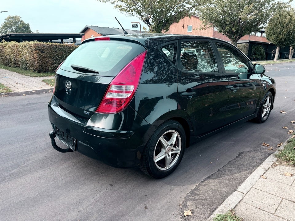 Hyundai i30 1,4 CVVT Classic 5d