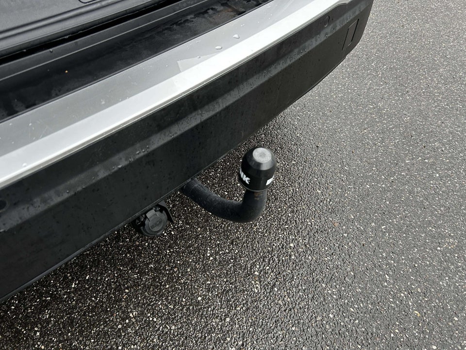 Peugeot e-2008 50 GT Sky 5d