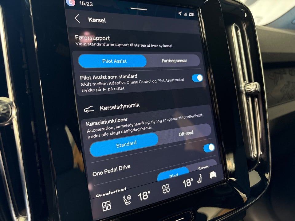 Volvo XC40 P6 ReCharge Plus 5d