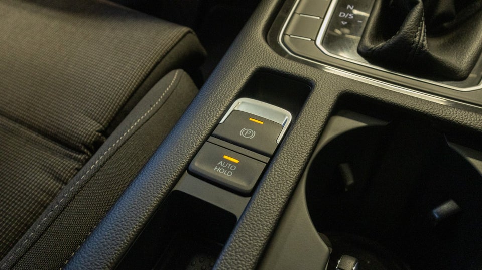 VW Passat 2,0 TDi 122 Business+ Pro Variant DSG 5d