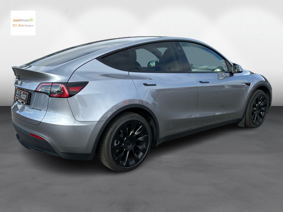 Tesla Model Y RWD 5d