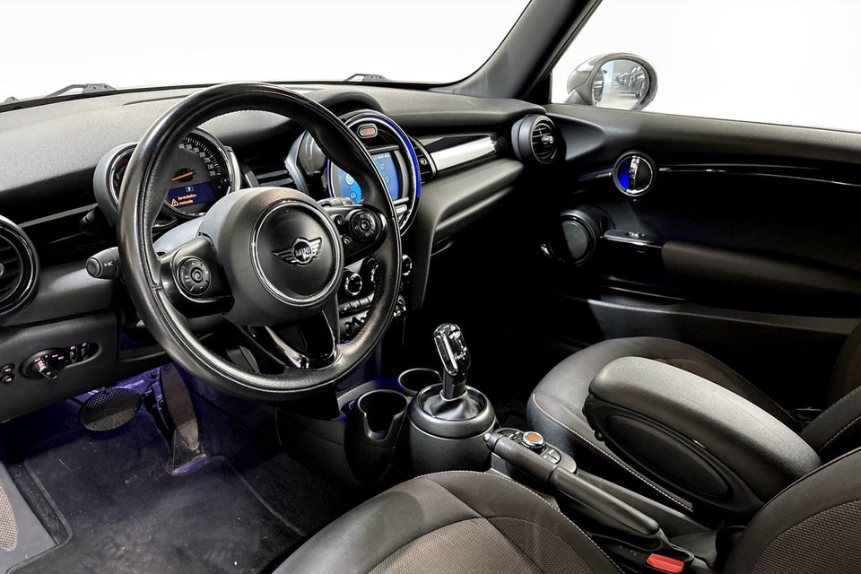 MINI Cooper 1,5 Essential aut. 3d