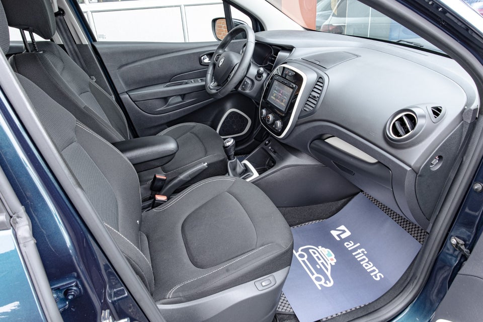 Renault Captur 0,9 TCe 90 Expression 5d