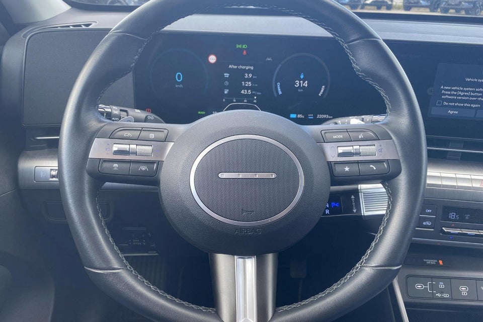 Hyundai Kona 48 EV Essential 5d