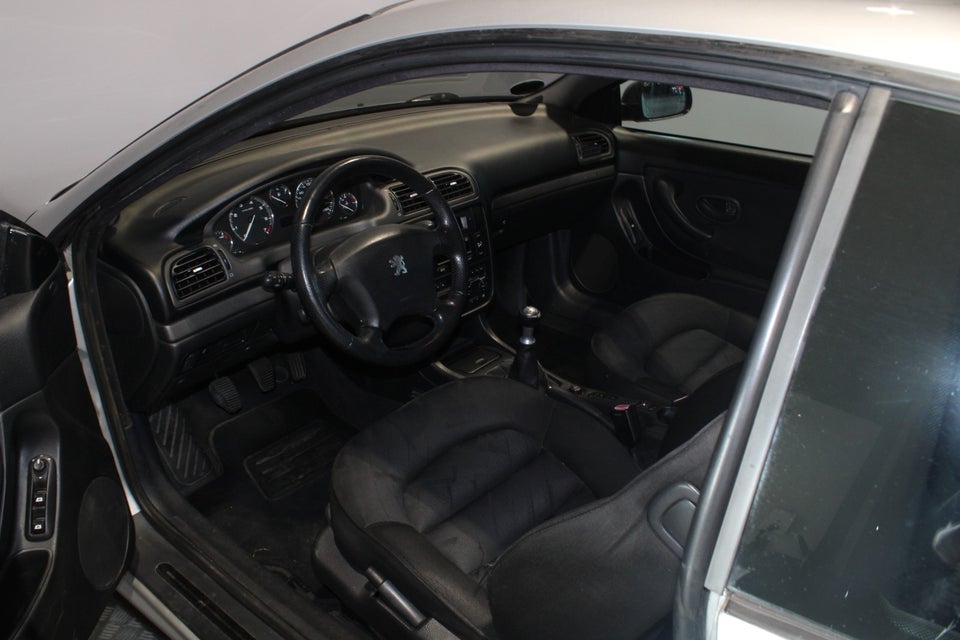 Peugeot 406 3,0 Coupé 2d