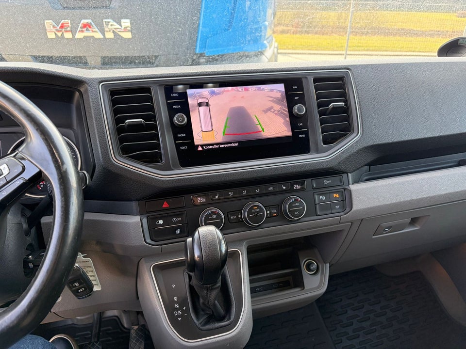 VW Crafter 35 2,0 TDi 177 Kassevogn L3H2 aut.