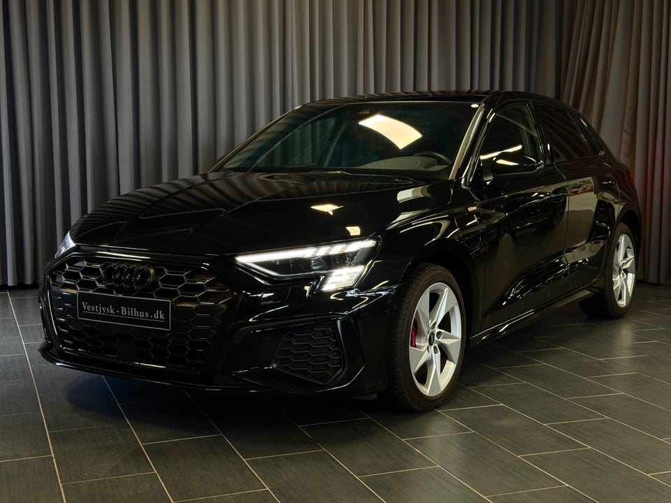 Audi A3 45 TFSi e S-line Sportback S-tr. 5d