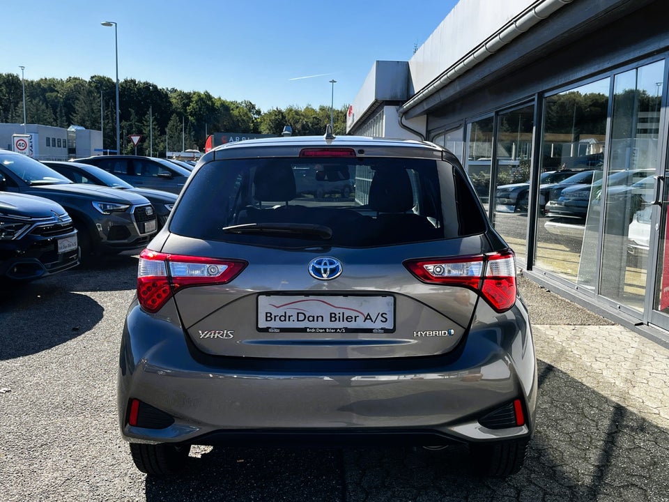Toyota Yaris 1,5 Hybrid H2 e-CVT 5d