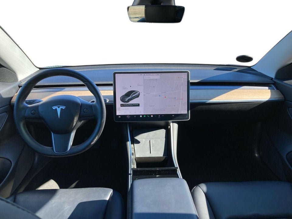 Tesla Model 3 Standard Range+ RWD 4d