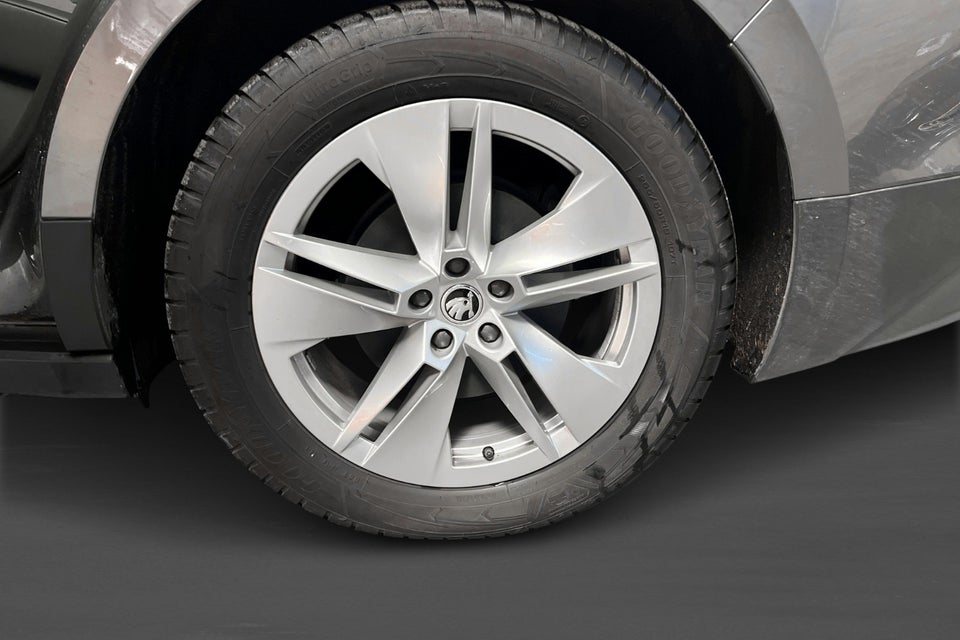 Skoda Enyaq 85 iV Premium 5d