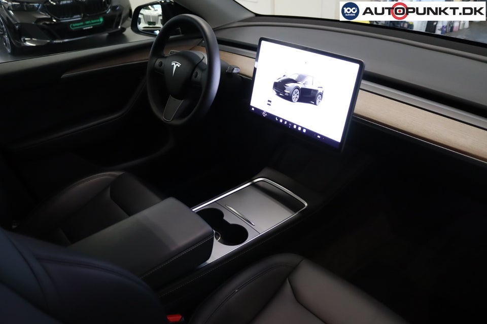 Tesla Model Y Long Range RWD 5d