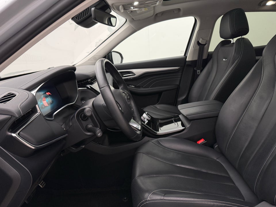 MG Marvel R Luxury 5d