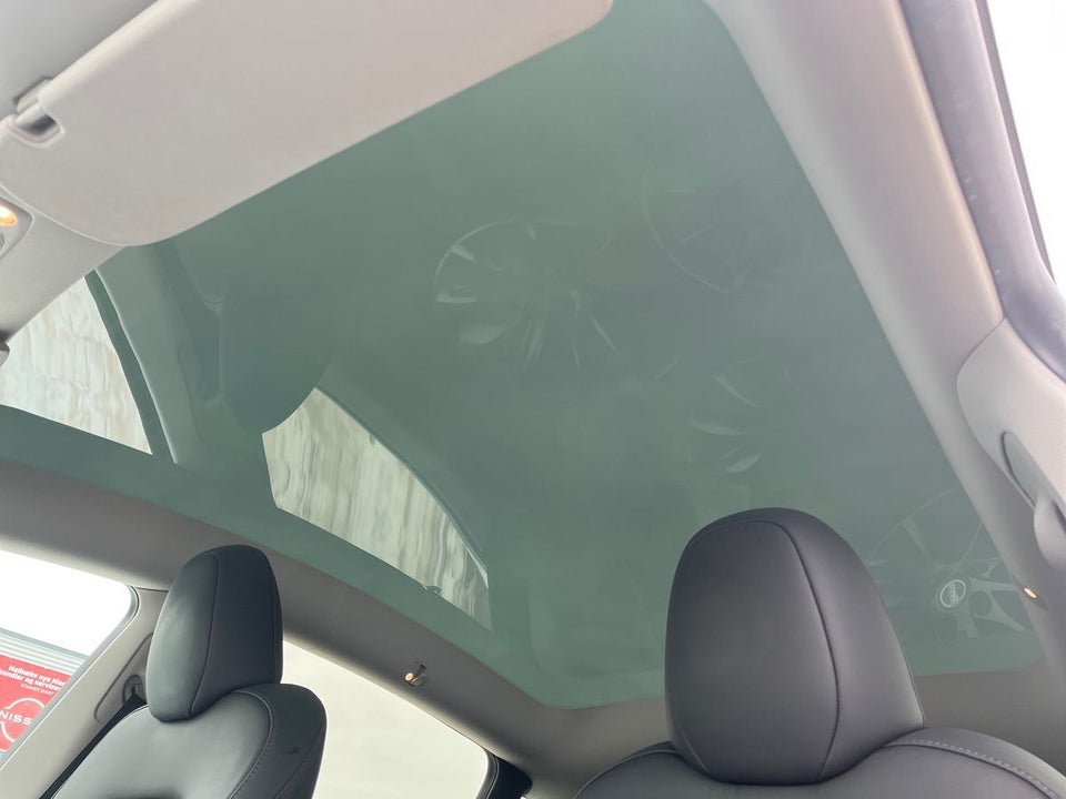 Tesla Model Y Long Range AWD 5d