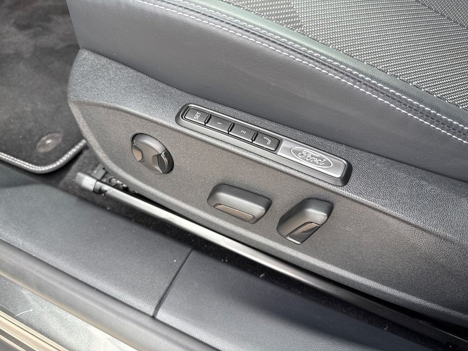 Ford Explorer 77 Select Extended Range 5d