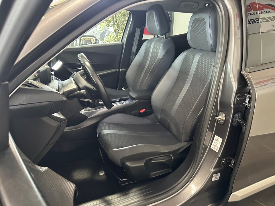 Peugeot 2008 1,2 PureTech 130 Evolution+ 5d