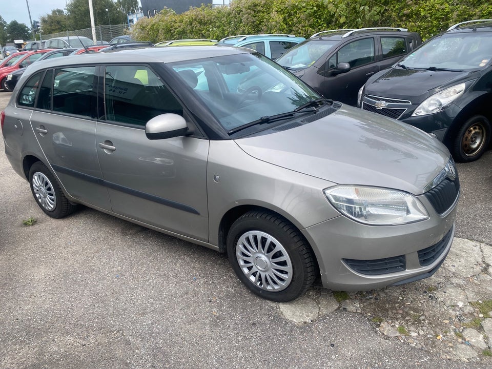 Skoda Fabia 1,2 12V Ambiente Combi 5d