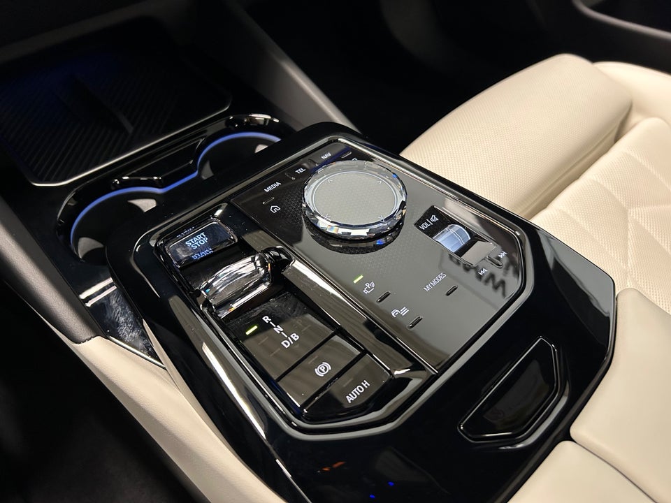 BMW i5 eDrive40 Touring Fully Charged M-Sport 5d