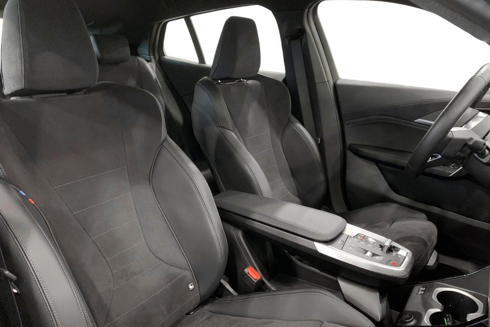 BMW iX2 eDrive20 M-Sport 5d