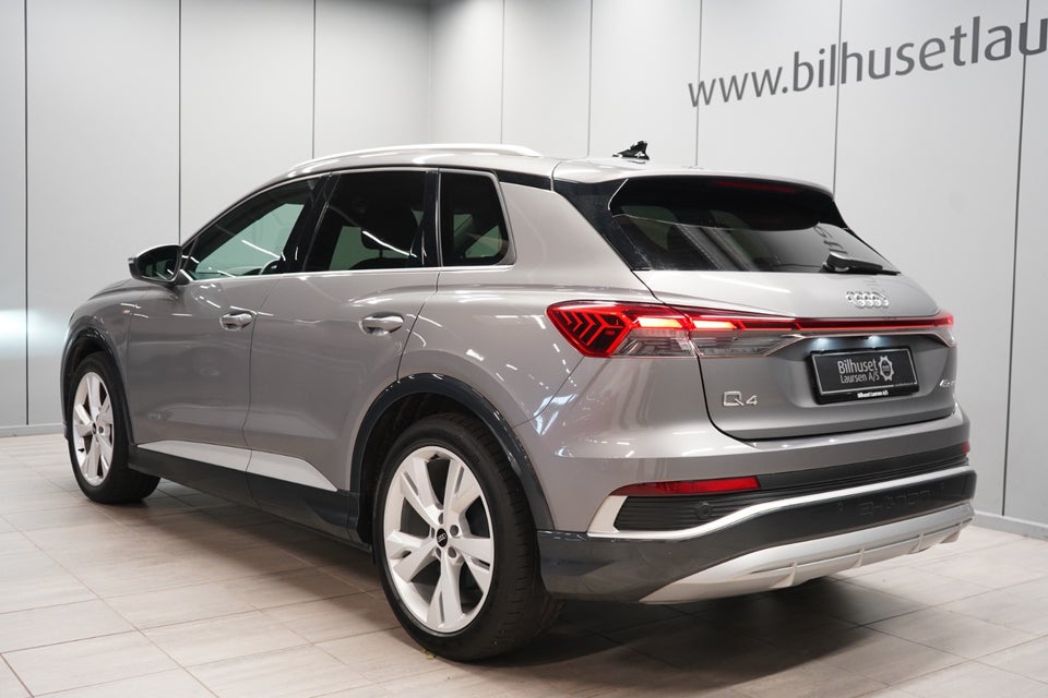 Audi Q4 e-tron 45 S-line 5d