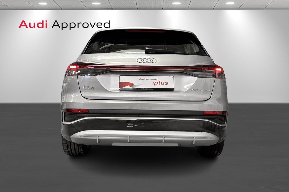 Audi Q4 e-tron 45 S-line 5d
